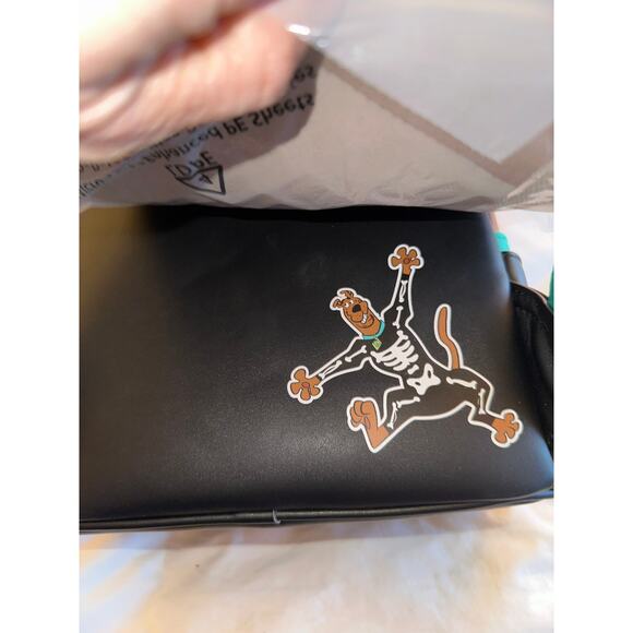Scooby Doo Halloween Skeleton Loungefly Backpack, BNWT - Picture 4 of 5